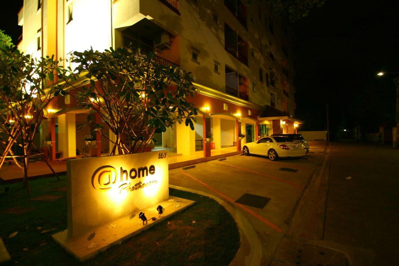 At Home Phetkasem Bangkok Exteriör bild