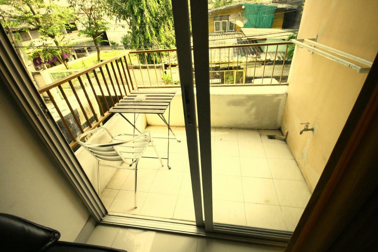 At Home Phetkasem Bangkok Exteriör bild